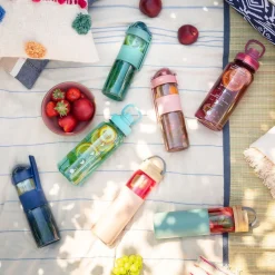 HOMLA Butelka Theo Granatowa 0,6 L