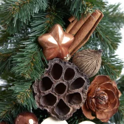 HOMLA Choinka Lenci Z Brazowymi Ozdobami Na Pniu 65 Cm