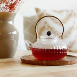 HOMLA Dzbanek Corrie Ryflowany Z Drewniana Raczka 0,55 L