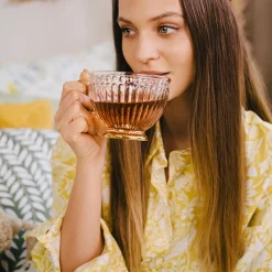 HOMLA Filizanka Barrel Szklana W Paski Ze Zlota Nozka 0,36 L