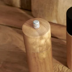 HOMLA Mlynek Rubby Okragly 17 Cm