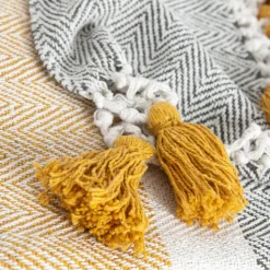 HOMLA Pled Baler Z Musztardowymi Fredzlami 130X170 Cm