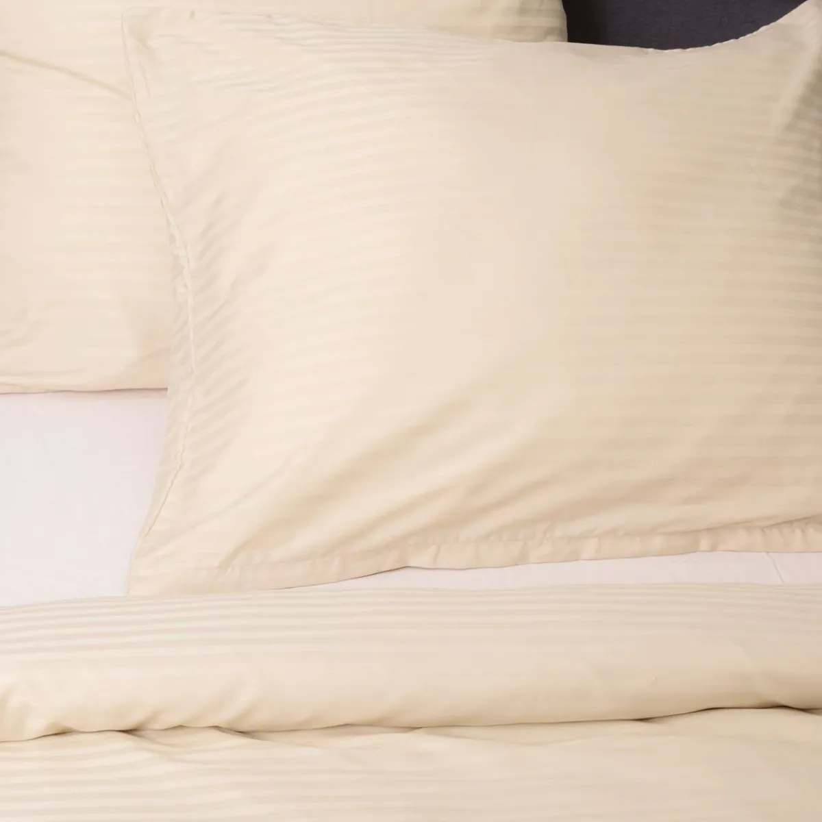 HOMLA Pościel Agnes Satynowa Bezowa 160X200 Cm