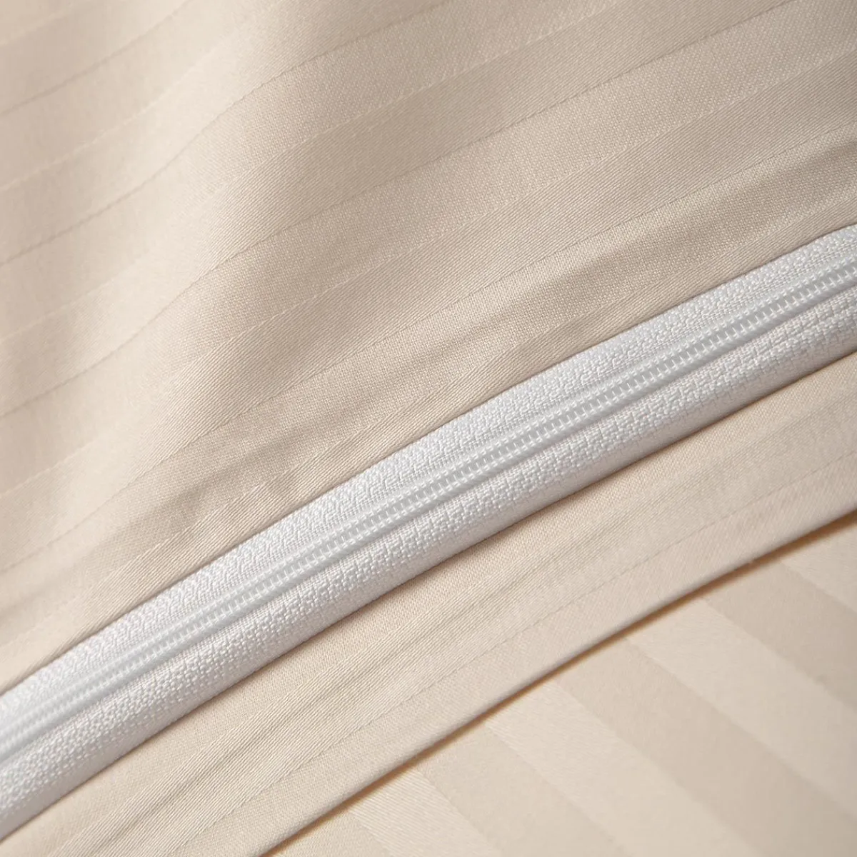 HOMLA Pościel Agnes Satynowa Bezowa 160X200 Cm