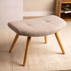 HOMLA PodNożek Moss Teddy Boucle W Tkaninie Teddy Jasno 61X41X38 Cm