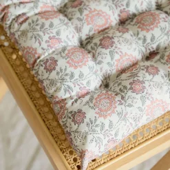 HOMLA Poduszka Na Krzeslo Aldra Pikowana W Kwiatowy Wzor 40X40