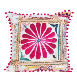 HOMLA Poszewka Miris Z Fuksjowymi Pomponami 45X45 Cm