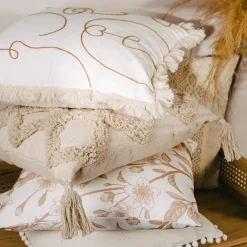 HOMLA Poszewka Monto Bezowa Z Fredzlami I Zdobieniami 45X45 Cm