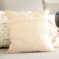 HOMLA Poszewka Renda Bezowa Z Koronka 45X45 Cm