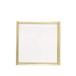 HOMLA Taca Dekoracyjna Grazia Ze Szkla Prazkowanego 18X18X4,5 Cm