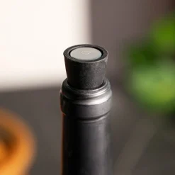 HOMLA Zestaw Zatyczek Alcole Do Wina Czarnych, 2 Szt. 6 Cm