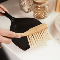 HOMLA Zmiotka Bambou I Szufelka Mala Czarna 29X19 Cm